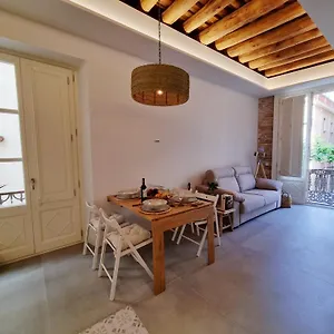 https://apartamento-rstico-modernizado.catalonia-hotels.com